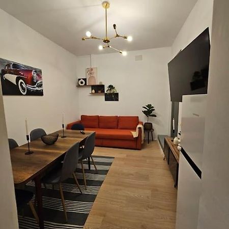 בוקרשט Heart Of City Center 4Br 2Bath 10 Pers מראה חיצוני תמונה