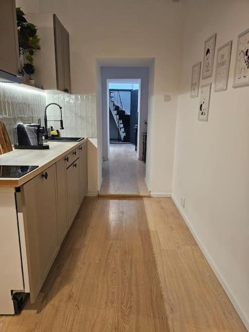 בוקרשט Heart Of City Center 4Br 2Bath 10 Pers מראה חיצוני תמונה