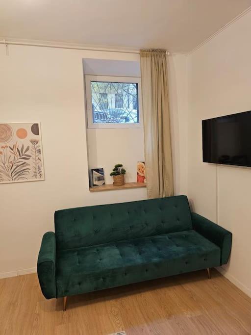 בוקרשט Heart Of City Center 4Br 2Bath 10 Pers מראה חיצוני תמונה