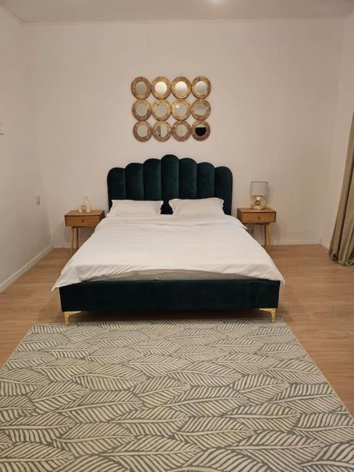 בוקרשט Heart Of City Center 4Br 2Bath 10 Pers מראה חיצוני תמונה