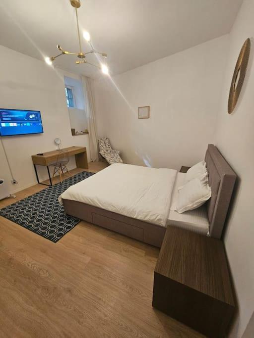 בוקרשט Heart Of City Center 4Br 2Bath 10 Pers מראה חיצוני תמונה